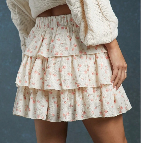 Boho Floral PrintStretchy Waist layered mini Skirt - Picture 4 of 5